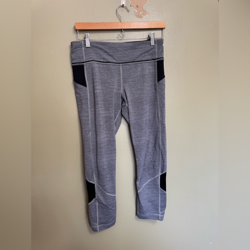 Lululemon Pace Rival Crop leggings, Size 8